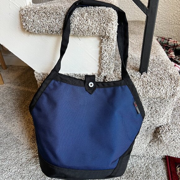 Tom Bihn Swift Knitting Tote - Picture 1 of 2